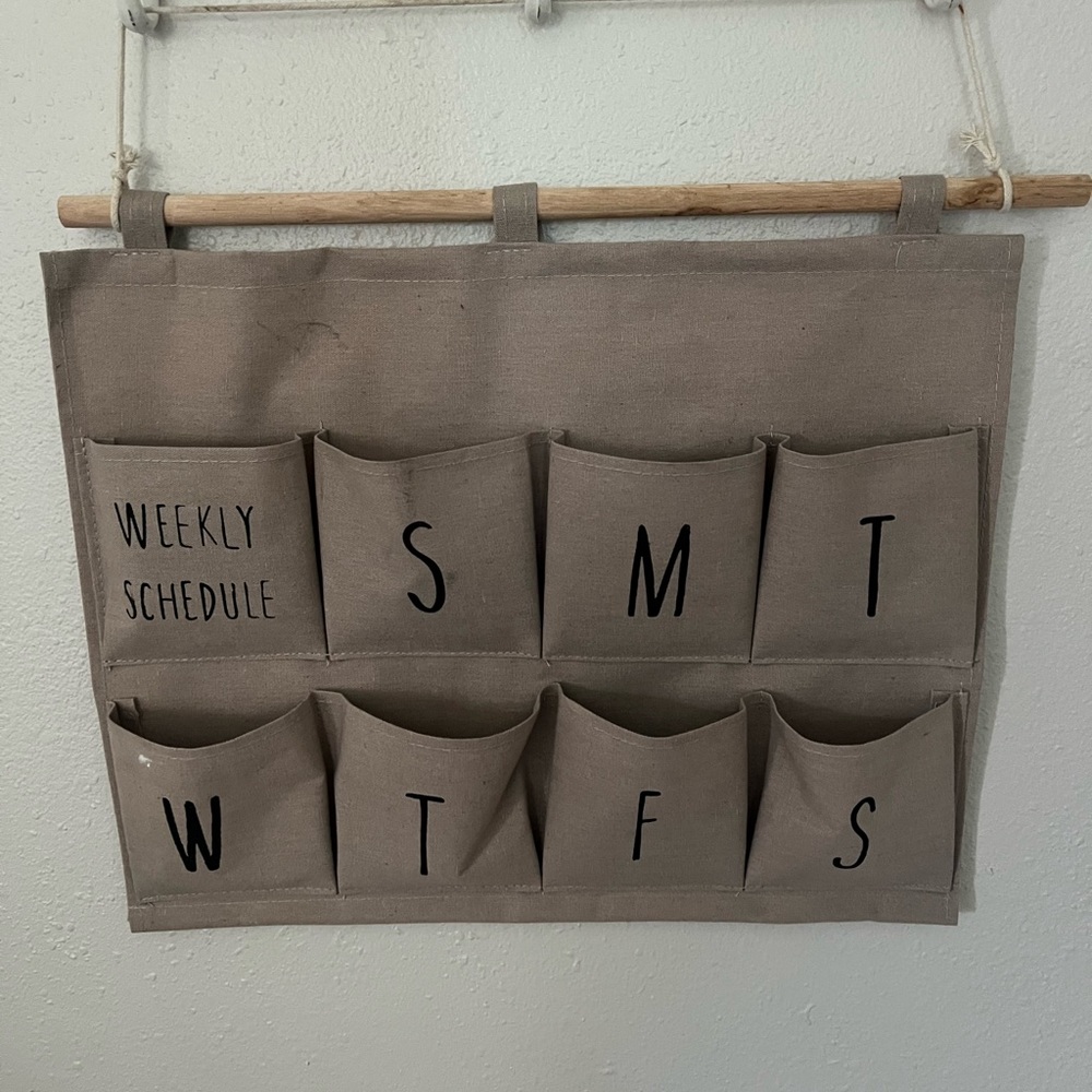 Weekly organizer